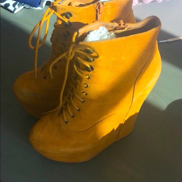 🤍 EUC Jeffrey Campbell Damsel Stacked Side Zip Boots - Picture 7 of 9